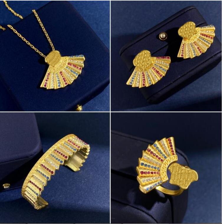Fashion Basilisk Medusa card women Necklace Stud Earring sets Brass 18K gold plated ladies fan skirt diamonds Designer Jewelry Va05787-image-799246829