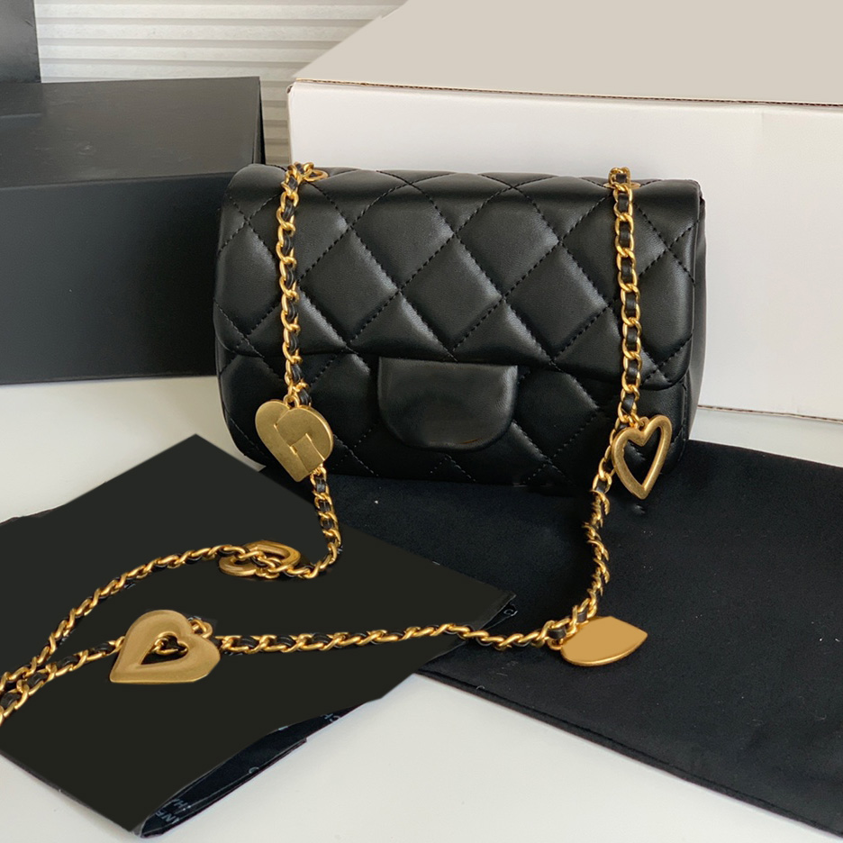 

Vintage Womens Classic Mini Flap Quilted Bags Lambskin Gold metal Hardware Matelasse Chain With Heart Charms Crossbody Shoulder Sacoche Black White Handbags 18cm, Box