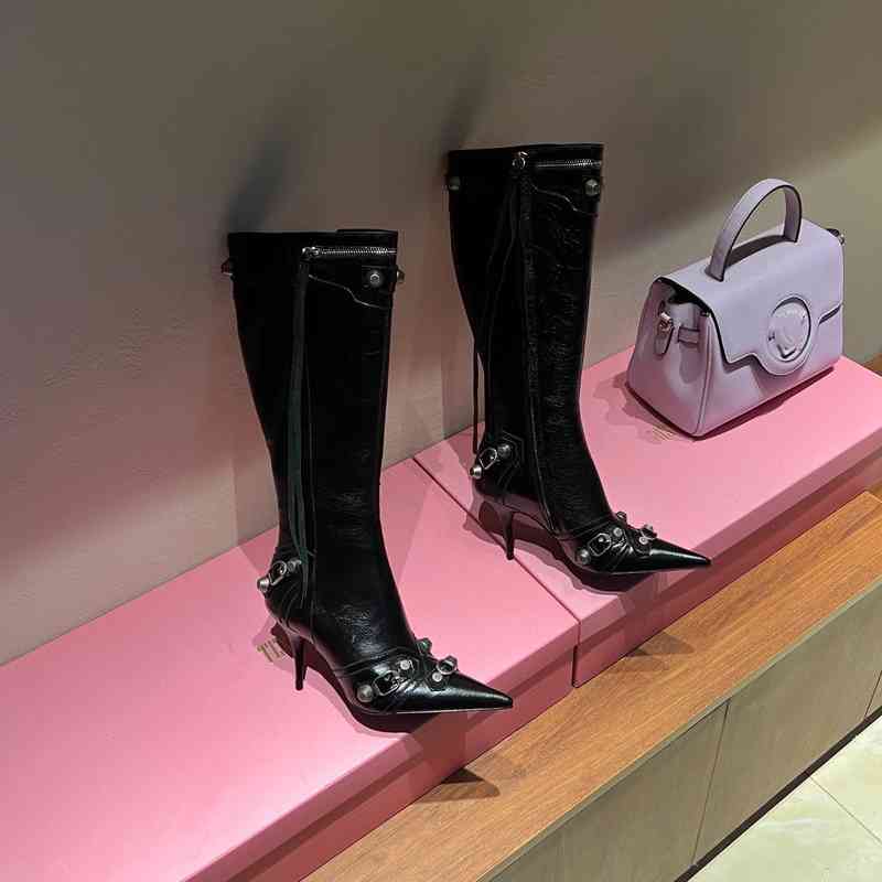 Chaussures décontractées ensemble haut bottes pointues 2022 nouveau Paris talon haut baril bottes de moto en cuir fermeture à glissière latérale