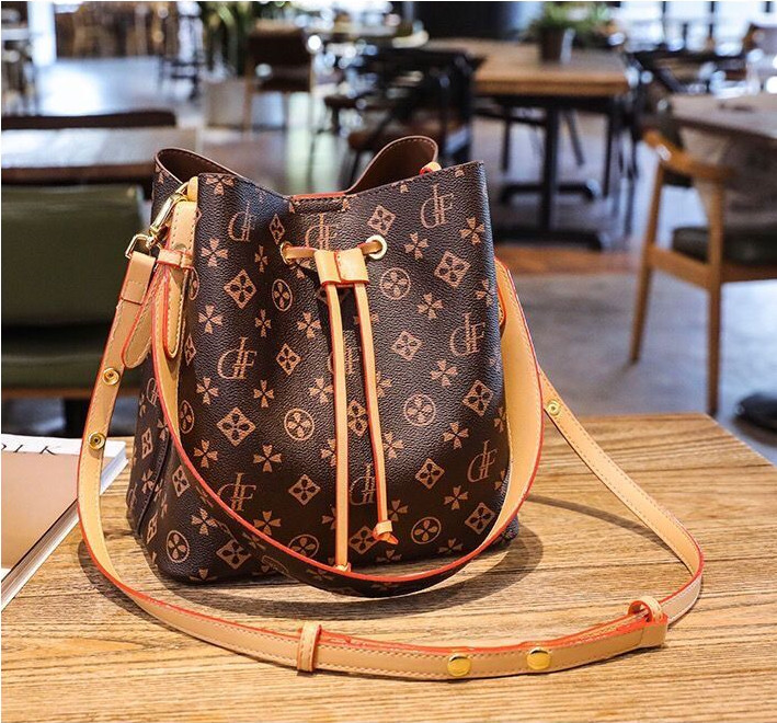 

2022 Designer Famous handbags NEONOE shoulder bags leather bucket bag women flower printing crossbody bag purse, Red