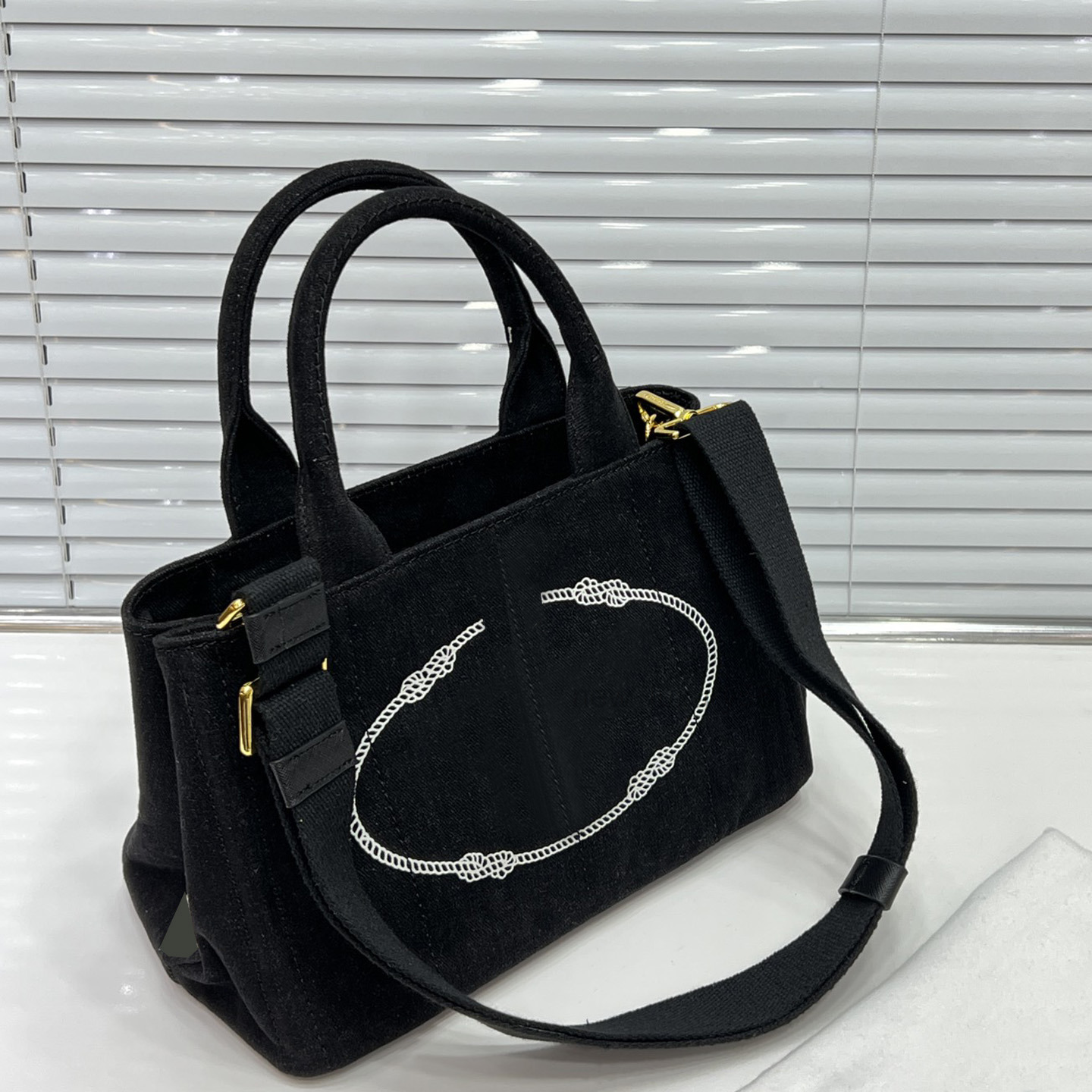 

Black Canvas Denim Tote Messenger Bag Shopping Handbag Fashion Casual Classic Letter Print Crossbody Large Capacity Mommy Bag Beach Totes fo