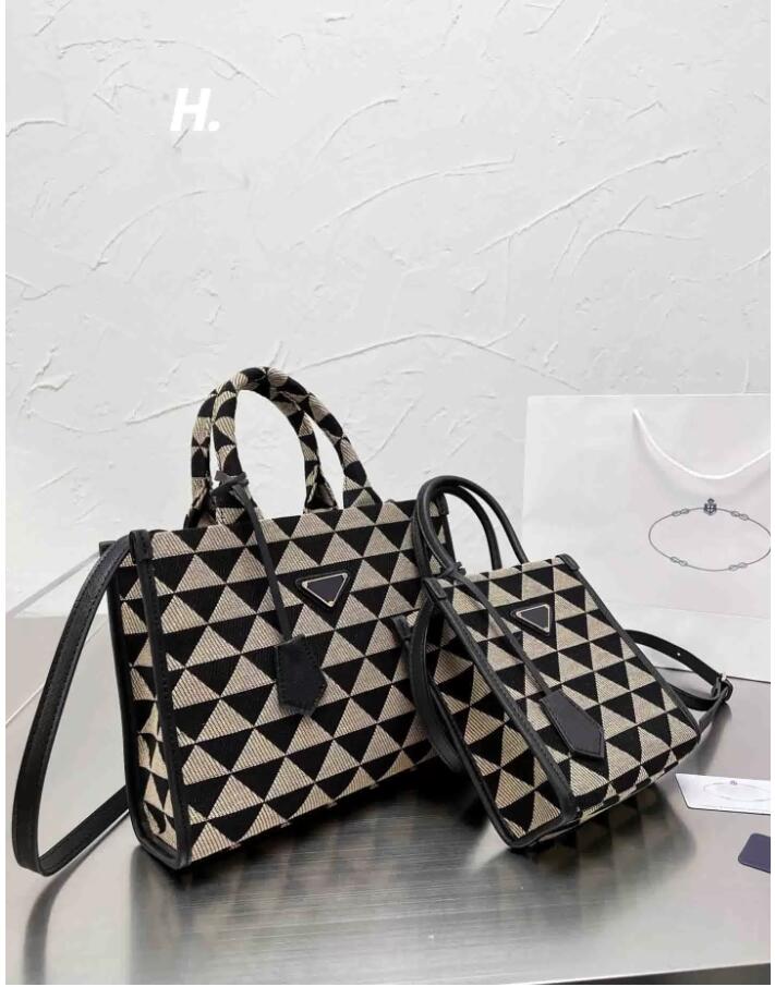 

HH Small Symbole jacquard fabric handbag Tote shoulder bags Women Designer Shopping bag satchel high Quality luxury messenger Cross Body Handbags for purse sacoche, Need real pictures to contact t