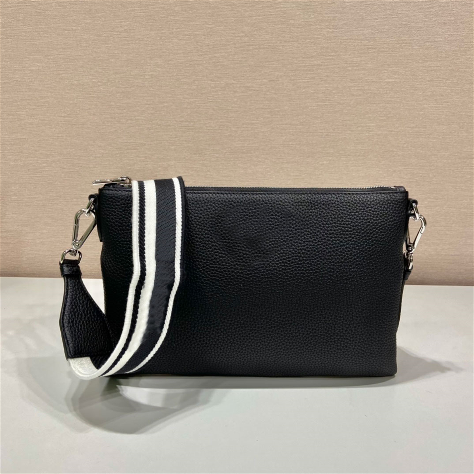 

2023 Leather shoulder bag womens small leather bags designer high quality woman crossbody embroidered strap purse, I need see other prodcut