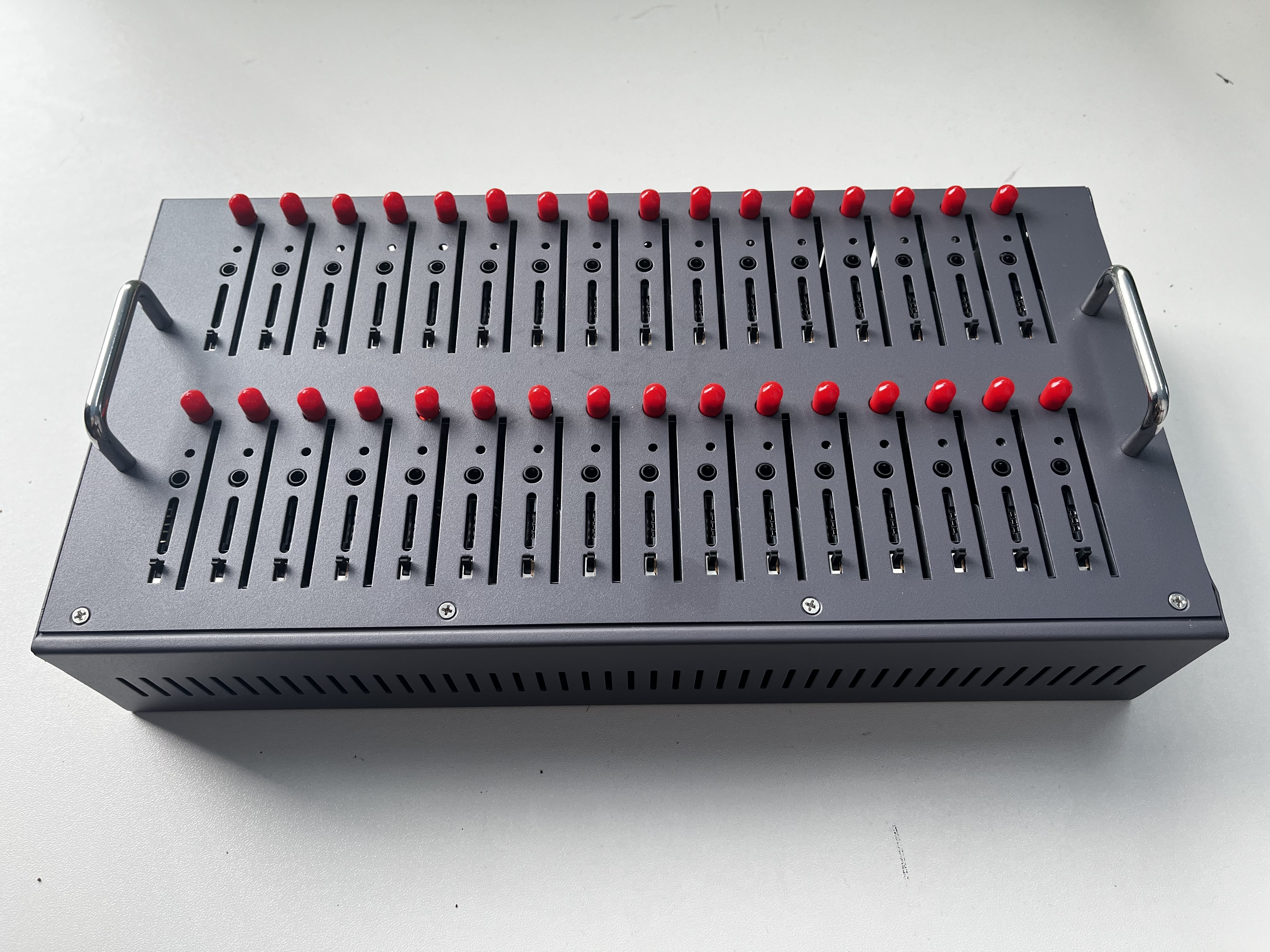 

Gsm Modem 32 Port Bulk Sms Sending Api Http Sms Blast Machine