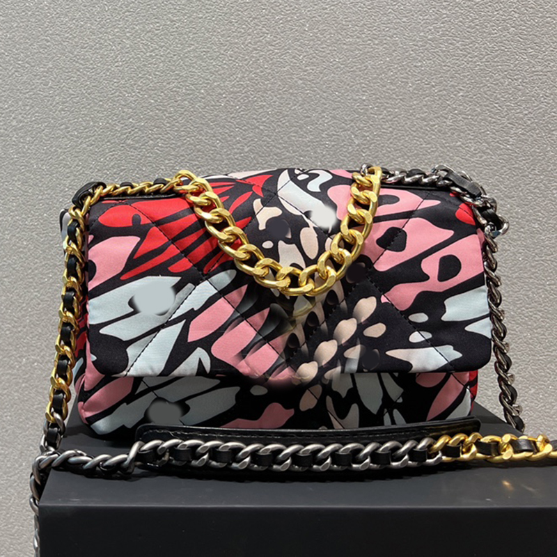 

Flap Chain bags Lady Crossbody Luxury Designer Brand Bags Fashion Shoulder Handbags High Quality Women Letter Purse Phone Wallet Metallic Totes, No bags