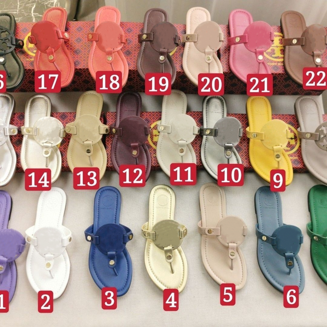 Femmes Pantoufles Clip Toe Femme Sandales Casual Femme Appartements Diapositives Chaussures De Plage Nouveau AVEC BOÎTE Tongs Dames Mode Chaussur