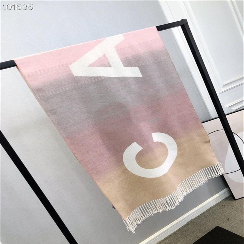 

Tassel design Gradient scarf WOMEN winter and fall Elegant warm long shawl with Simple letter jacquard 70 180cm scarves Gift wrap204G