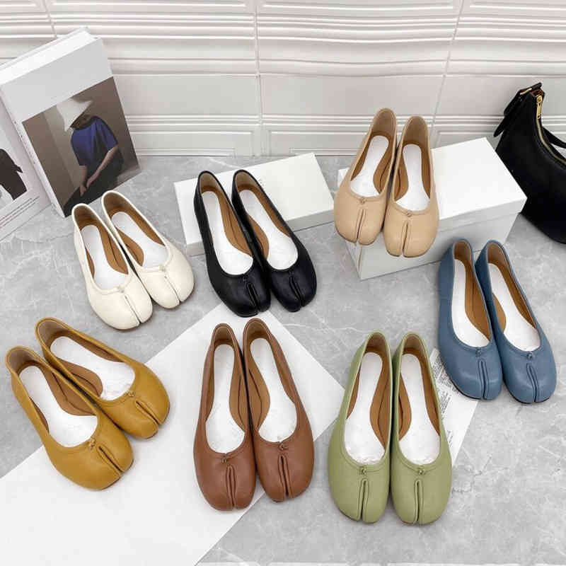 

Casual Shoes 2022 new MM6 sheepskin split toe single shoes women's leather flat bottom pig's feet granny shoes shallow mouth ballet, Blue