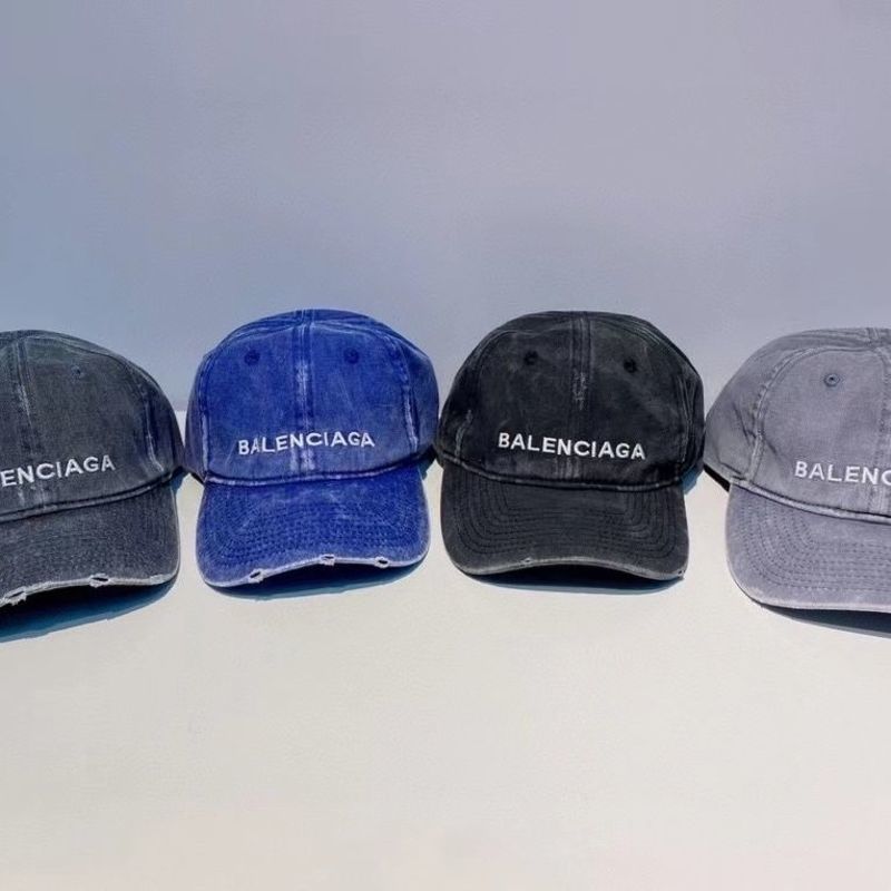 

Designer Hats balenciga Paris new style old hole washed fabric baseball cap duck tongue cap soft top worn front eaves men and women with leisure, Black