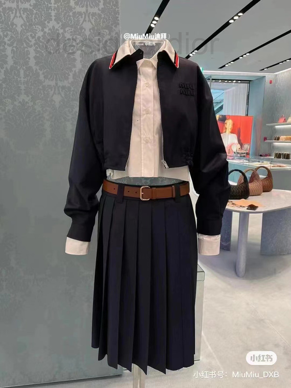 

Women' Tracksuits designer Mimi 22 autumn winter Navy sports style zipper jacket pleated skirt set casual fashion RHTO, 2# packing bag