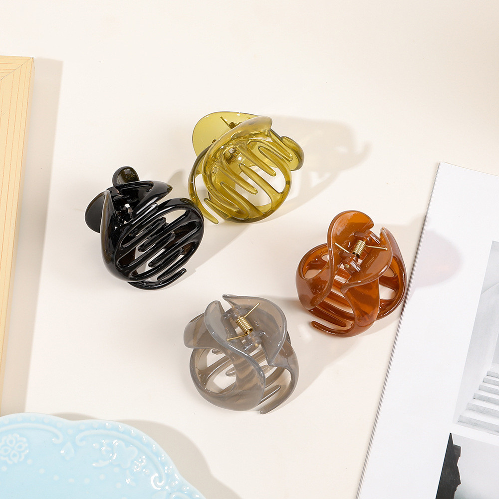 

Women Hollow Out Snail Shape Hair Clamp Clips Jelly Color Plastic Medium Hair Claws Length 6 CM Ponytail Scrunchies Hairpins Jewelry Accessories Wholesale