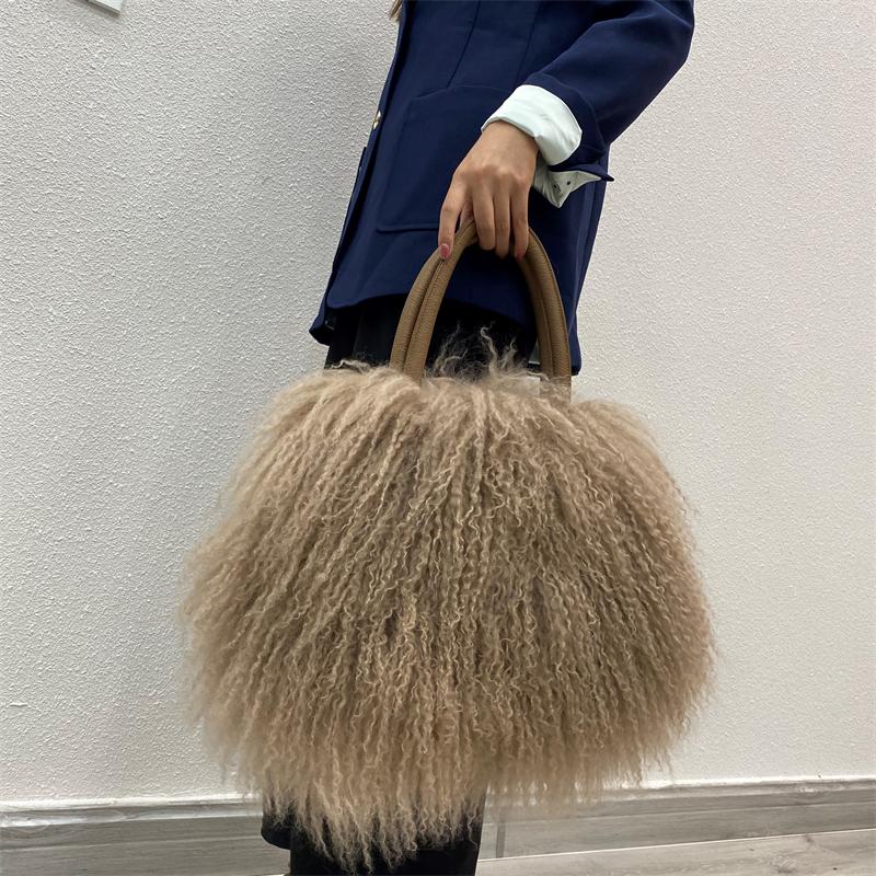 

Evening Bags Factory Wholesale Fashion Design Luxury Real Mongolian Lamb Fur Bag Sheep Shoulder, White