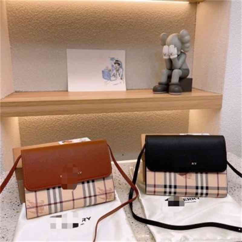 

Designer Burbrery Woman Handbags In the spring of 2022 the Korean style plaid with cowhide fashionable hand-held Crossbody dual-purpose UH8O UH8O, Sky blue