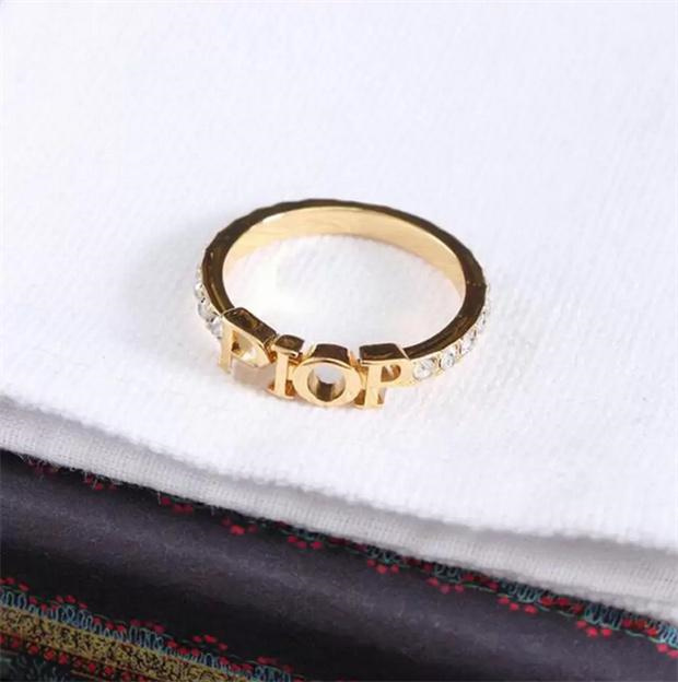 

Fashion designer gold letter band rings bague for women lady Party wedding lovers gift engagement jewelry With BOX