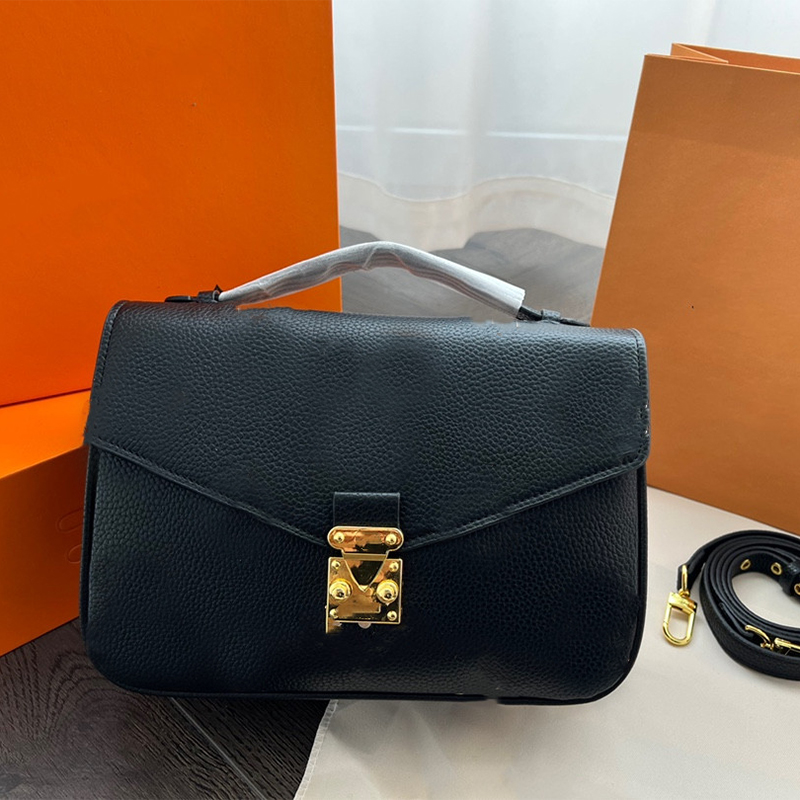 

top fashion luxury messenger bags black leather designer bag woman shoulder bag printing crossbody handbag old flower portable purse wallet on chain handbags