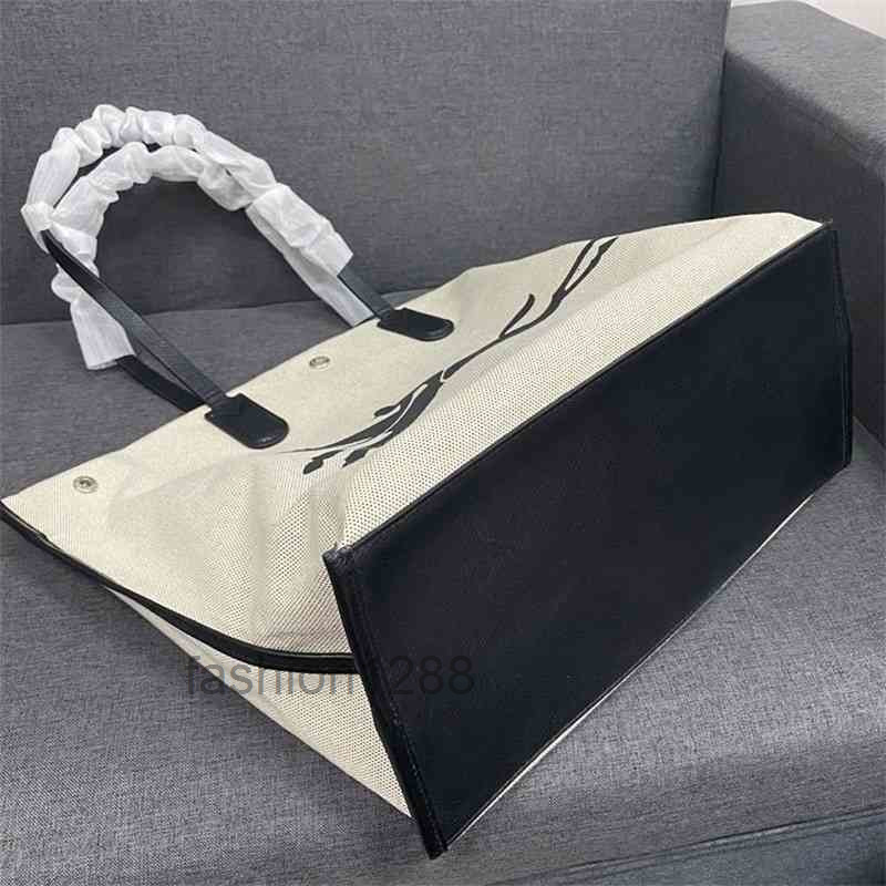 

Fashion Design Women's Bag Brand Handbag Wallet New Lc Underarm Women Purses Dumpling Canvas High Capacity Portable One Shoulder Handbags, Light gray
