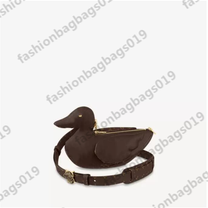 

Fashion Explosion DUCK BAG M45990 NIG Heart Shoulder Cross body Totes designers Luxury Monograms Canvas printing Stud eyes cute toy purse, Duck m45990