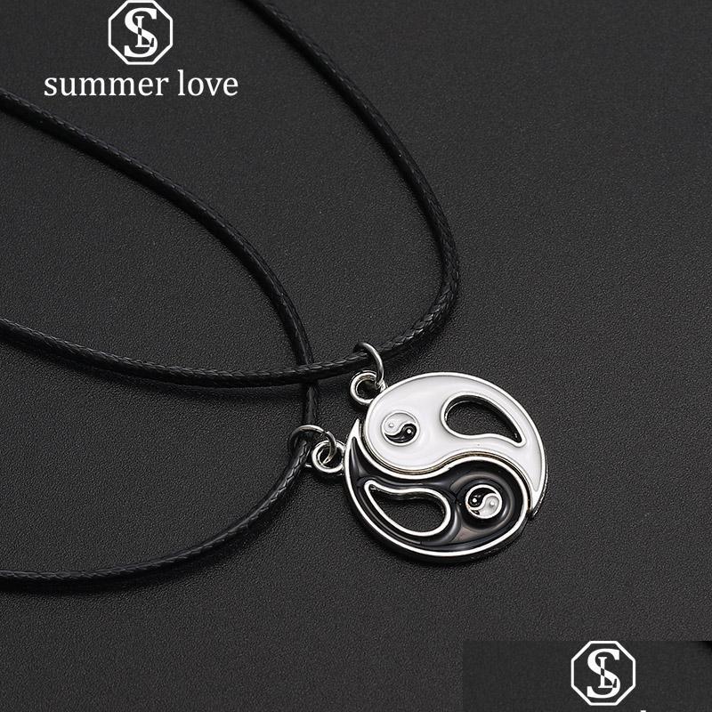

Pendant Necklaces New Fashion Vintage Stitching Yin And Yang Pendant Necklace Couple Leather Rope Chain Necklaces Black White Best Fr Dhfr0