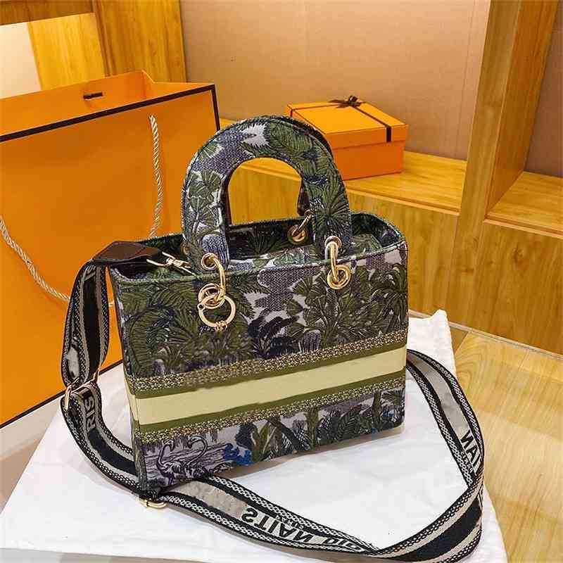 

Fashion Women's Handbags Lady Wallet Shoes Crossbody Shoulder Bag Luxury New Hand Embroidery Princess Net Red Bags Trend Letter Messenger Pu