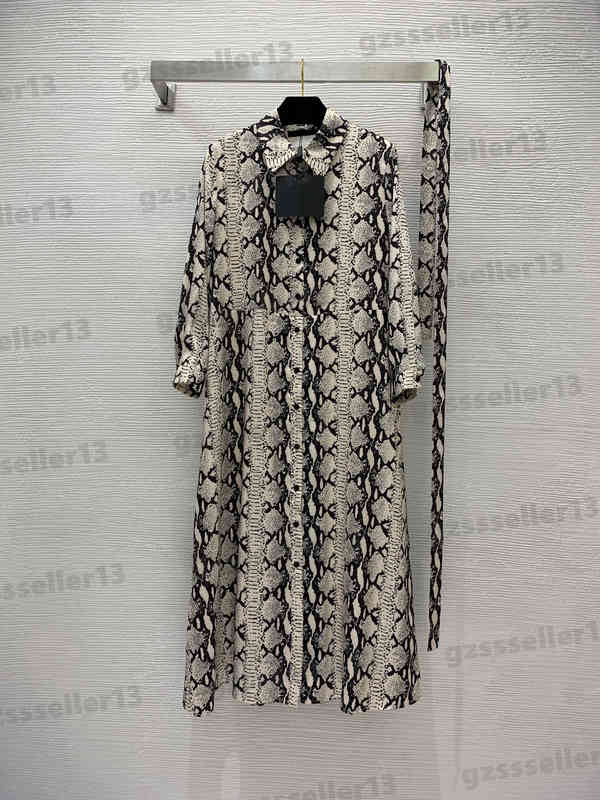 

Brand Women Dress Fashion Personality Snakeskin Print Dresses European And American Buttoned Lapels With Belt Long-sleeved Designer Dress Size S-XL 0912