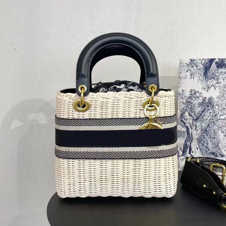 

Evening Bags 2022 Designer Women's Bags Five-Grid Bamboo Basket Interior With Printed Pouch Embroidery Adjustable Wide Shoulder Straps Fashionable and