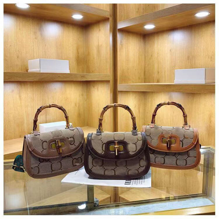 

2022 Small Top Handle Bamboo Handbags Shoulder Bags Brown Canvas 21x16cm Women Luxury Designer Mini Crossbody Bag Totes Small Purses Phone Flap Hobo Handbag, Fill price difference
