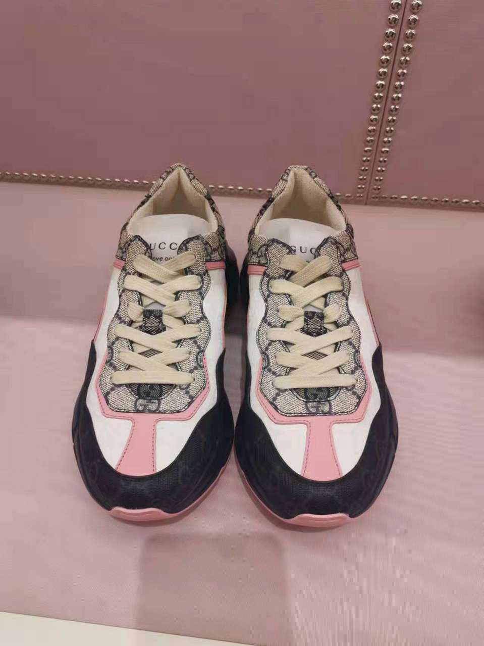 

Designer Luxury boot vintage flats lady Women's Rhyton sneaker lace up man fashion trainer boots genuine leather casual shoes sport sneaker trainers size 35-45, Pink