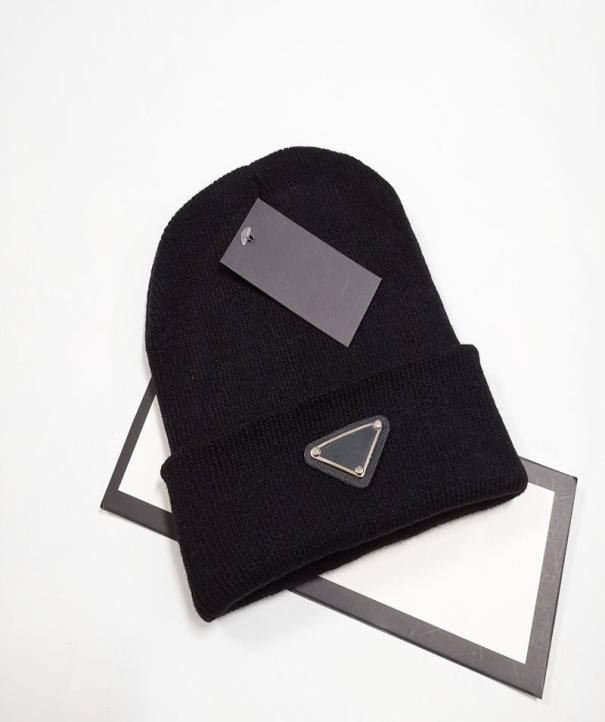

Beanie Skull Caps Winter Knitted Hats Women and men with Warm Girl Cap snap, Orange