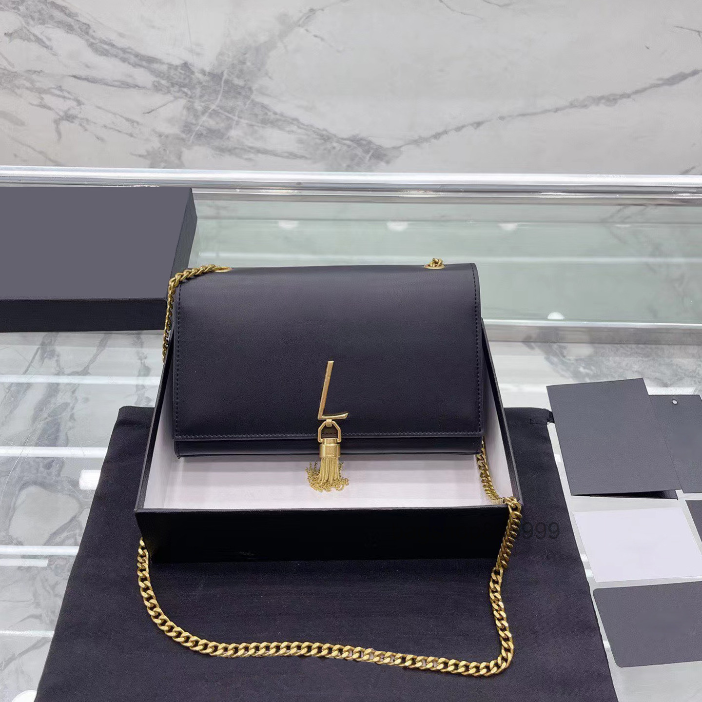 

Luxurys women designers bags leisure crossbody shoulder bag chain square handbag fashion classic solid metal letter leather bag lady wallet, Red