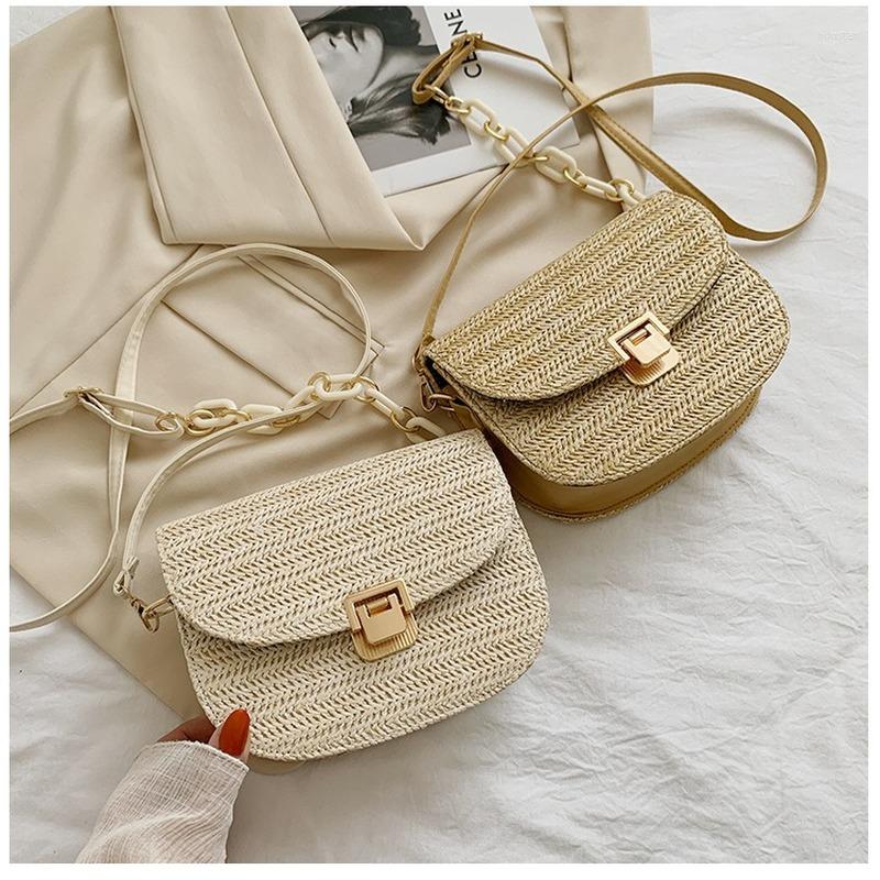 

Evening Bags Fashion Chain Straw Woven Shoulder Bag Women Purse Wicker Beach Saddle Lady Crossbody Messenger Ladies Phone, Beige