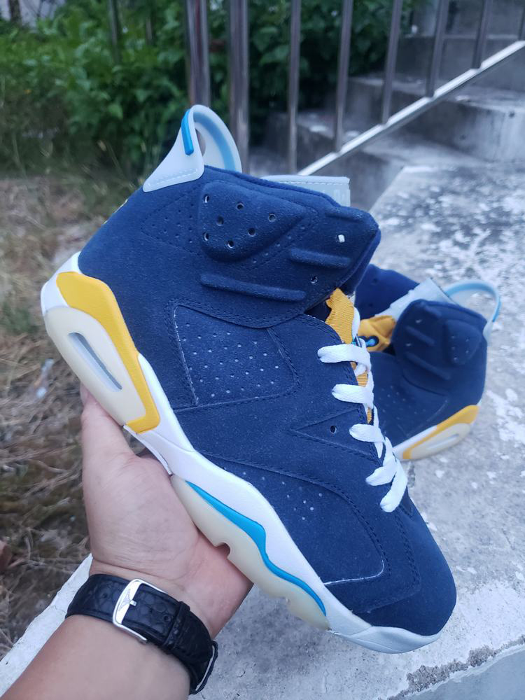 

With Box 2022 6 Basketball Shoes Marquette Golden Eagles PE Men University Navy Blue 6s Sneaker, Multi