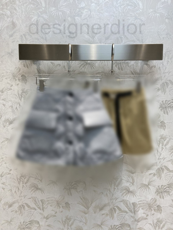 

Skirts designer New color d family 22 early autumn new product rattan Plaid jacquard stitched cotton short skirt pants two-piece set detachable design, Black