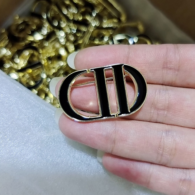 

Black White Letter Brooch Suit Lapel Pin for Women Men Fashion Jewelry Gift