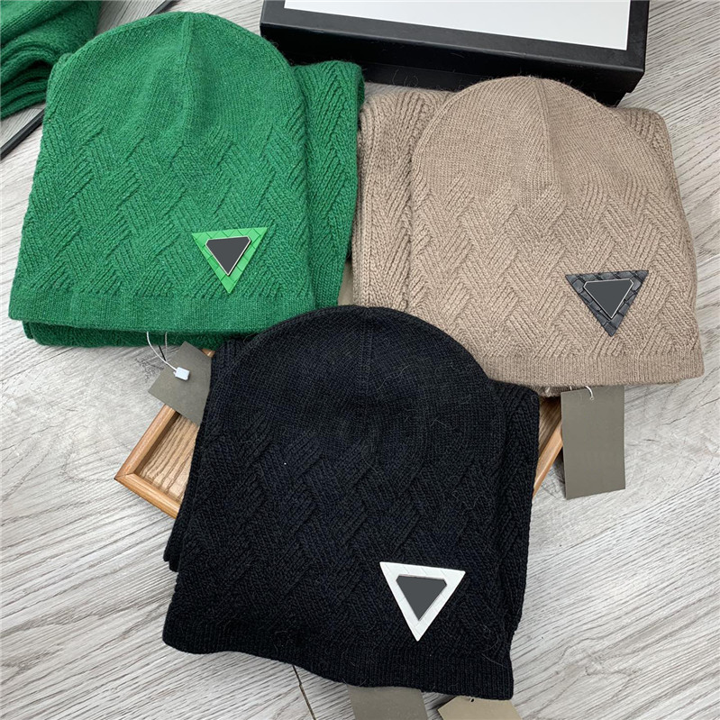 

Classic Wool Hat Beanies Suit Knitted Scarves Set Double Letter Designer Beanie Cashmere Scarf 2 Piece Set
