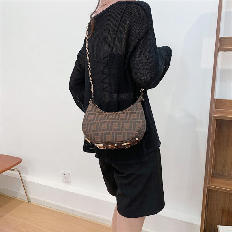 

Brand 2022 Summer new trendy all-match messenger bag chain leather fashion grils samll shoulder bag wrist bags brown #2102254F, Brown 2102