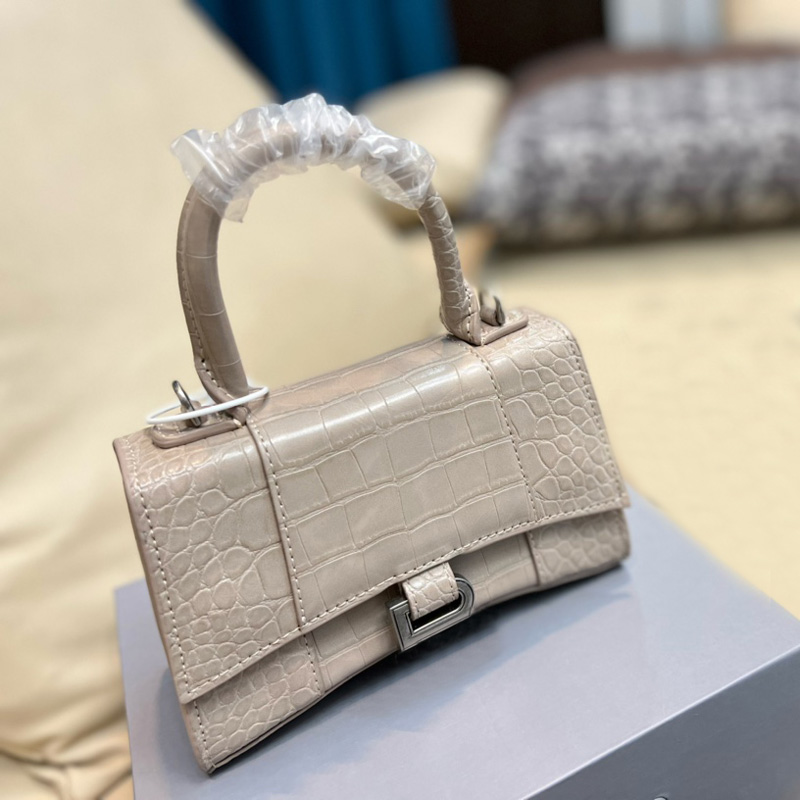 2022 Sac à main Designer Sacs sous les aisselles Designer Femme Portefeuilles Sacs à main haut de gamme Sacs à main de style tendance
