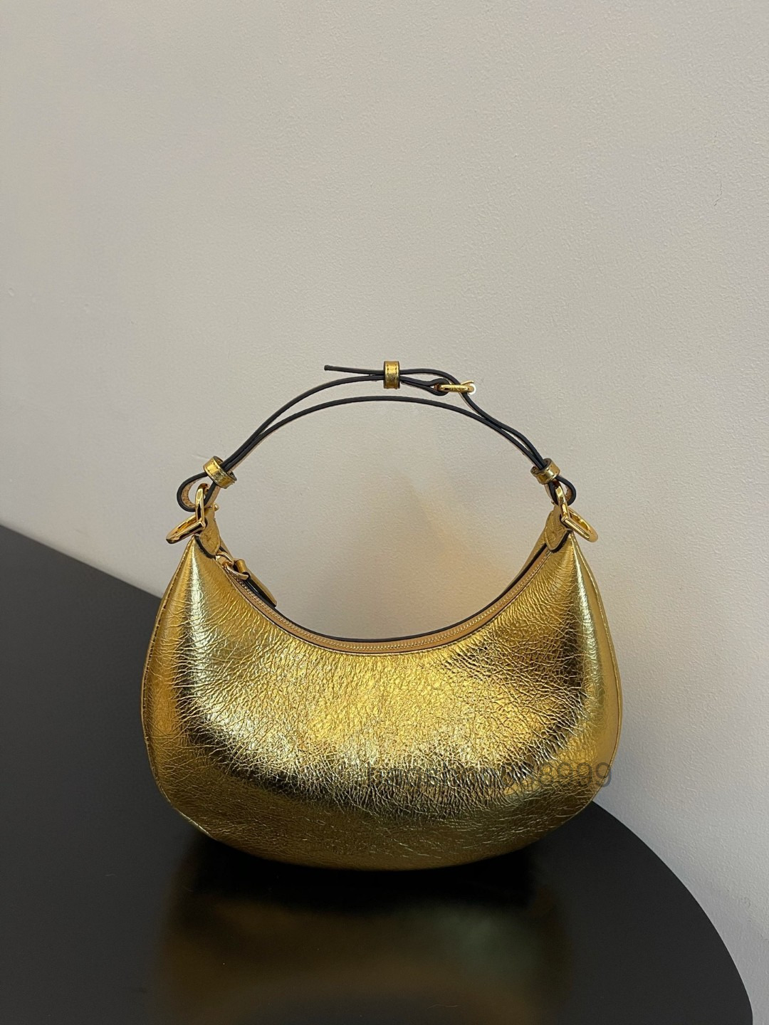 

Underarm bag designer bag featuring hand bags crescent shape 2022 quality, Gold