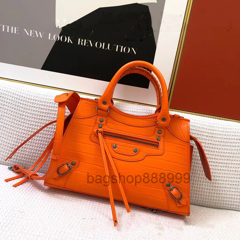 

Neo Classic Bag Designer Women Handbags Crossbody Motorcycle Bags Crocodile pattern Leather Fashion Trend Ladies Black Handle Purses 33cm 20, Pink