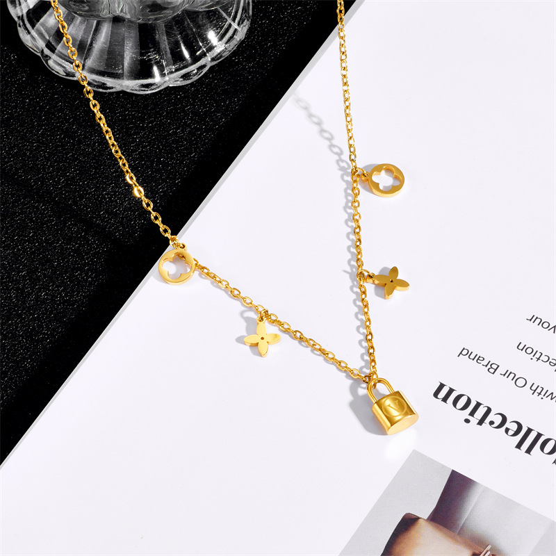 Gold Plated Clover Lock Pendant Necklace Jewelry for Women Gift-image-801281535