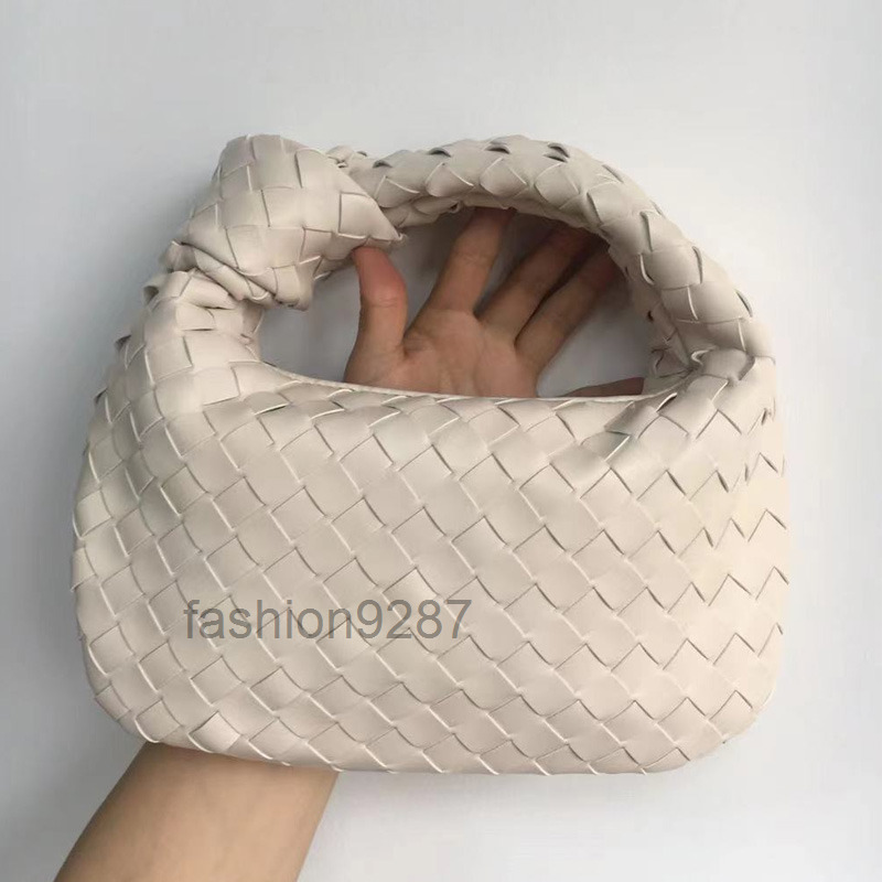 

designer bags Fashion 2022 Woven Bag Knotted Handle Shoulder Bag Green Summer Lady Cross body Hobo Casual Handbag B bags 2207144 2022 top, Red