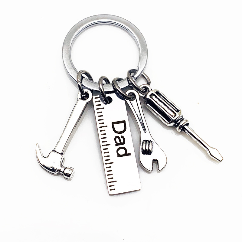 

10pcs Bag Parts Dad Grandpa Papa Letter Hammer Screwdriver Wrench Tool Keychain Father's Day Gifts