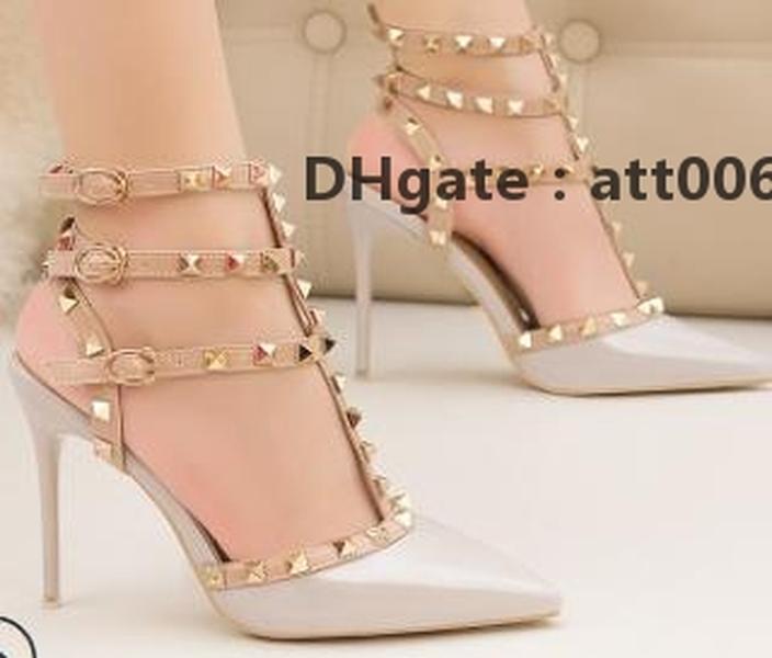

Shoes 2020 Fashion New Lady 10cm Stiletto Heels Patent Leather Metal Studs Hollow Roman Fashion Sandals Valentinoe''Valentinoity xfq, Red