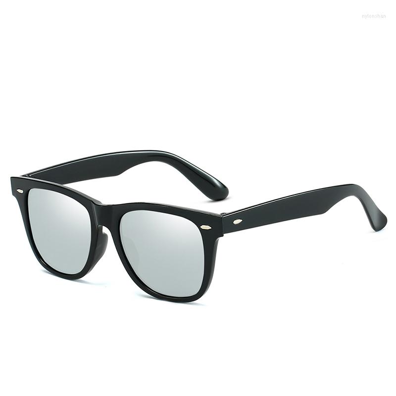 

Sunglasses Fashion Trend Retro Rice Nails Ladies Color Film High Visual Impact Travel Unisex Beach