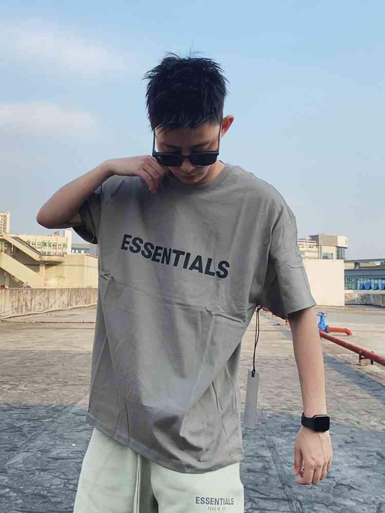 

Designer Summer 2023 Cotton t Shirt Turtle and Red Wing Fog Fear of GoddessEssentilass 177M, Beige