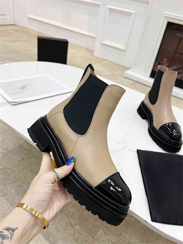 

Luxury Design Boots Channel Elegant Perfect Cool Girls Autumn Winter Letter Anti-Wrinkle Fashion Casual Boots B-002