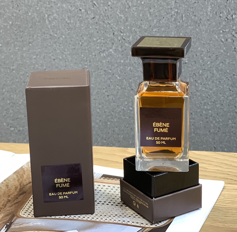 

Top Perfume Smoky holy wood Smoky ebony is a female perfume and a female deodorant