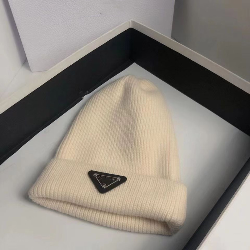 

Designer brand men's beanie hats women's autumn and winter new fashion trendy alphabet skull knitted hats
