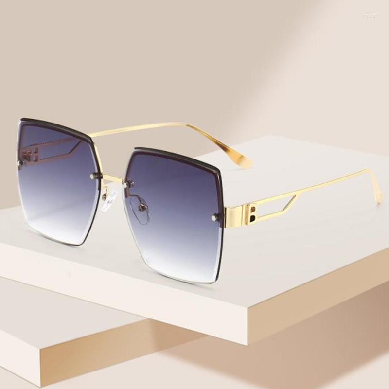 

Sunglasses Gradient Square Vintage Women Sun Glasses Rimless Oversize 2022 Fashion Metal Ladies Oculos