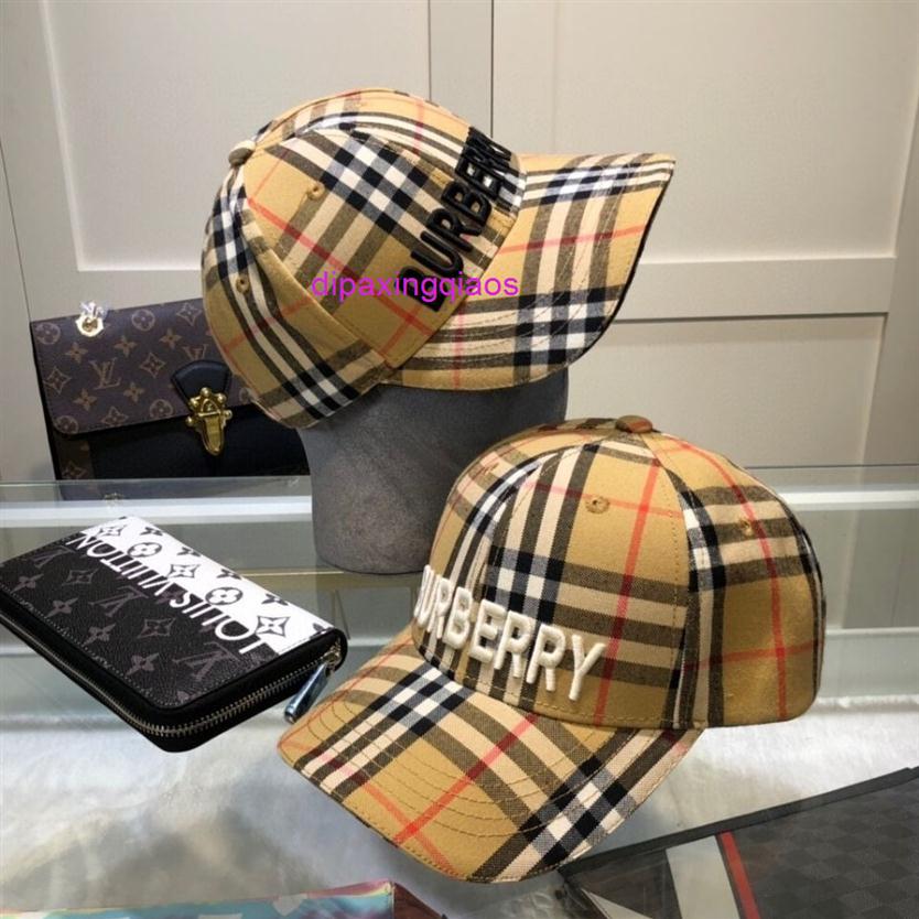 

caps burbrery New Bu family large letter embroidered Knight war horse baseball cap lattice sun hat versatile trendy for men and women306b, Red