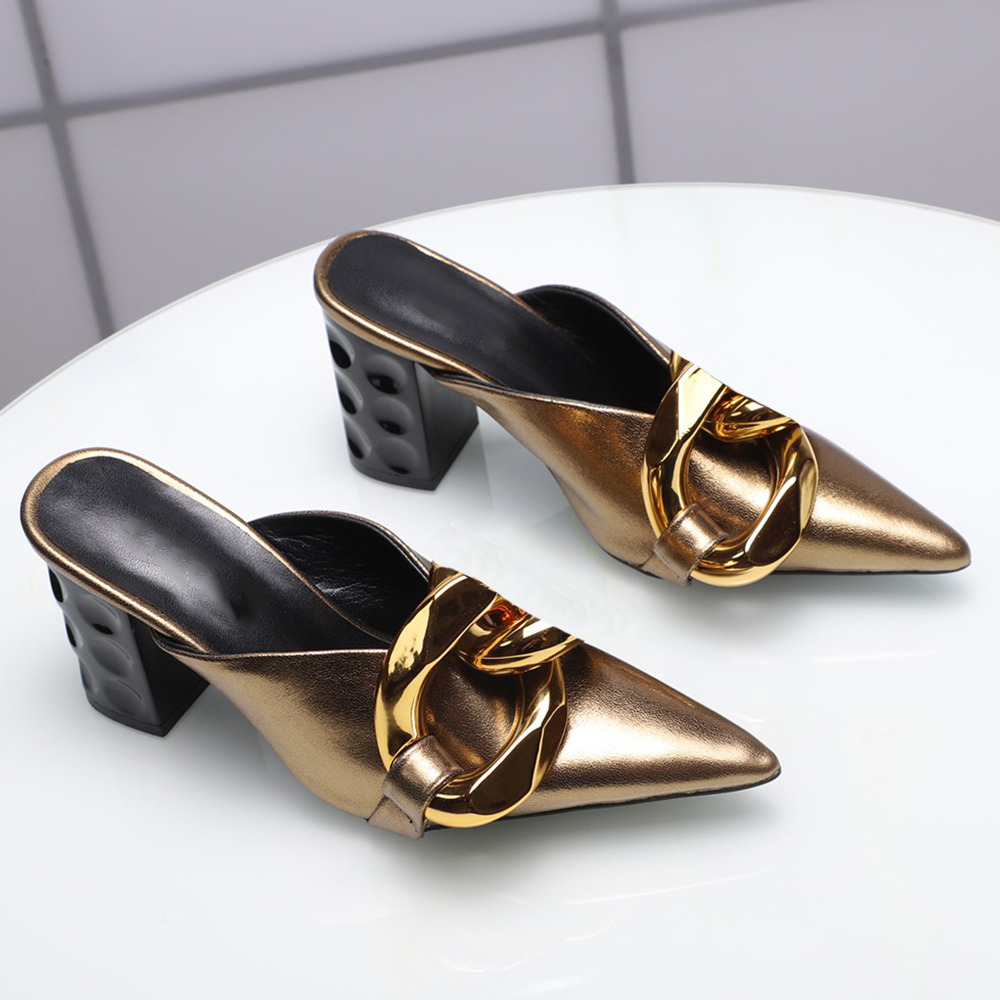 

The catwalk style ladies high heels sandals leather shoes designer added design elements to essence of brand designs brand slippers sandal heel height 8.5 6 points 5cm